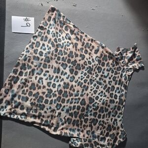 Leopard Print Sleeveless Mock Neck Top in Beige and Teal